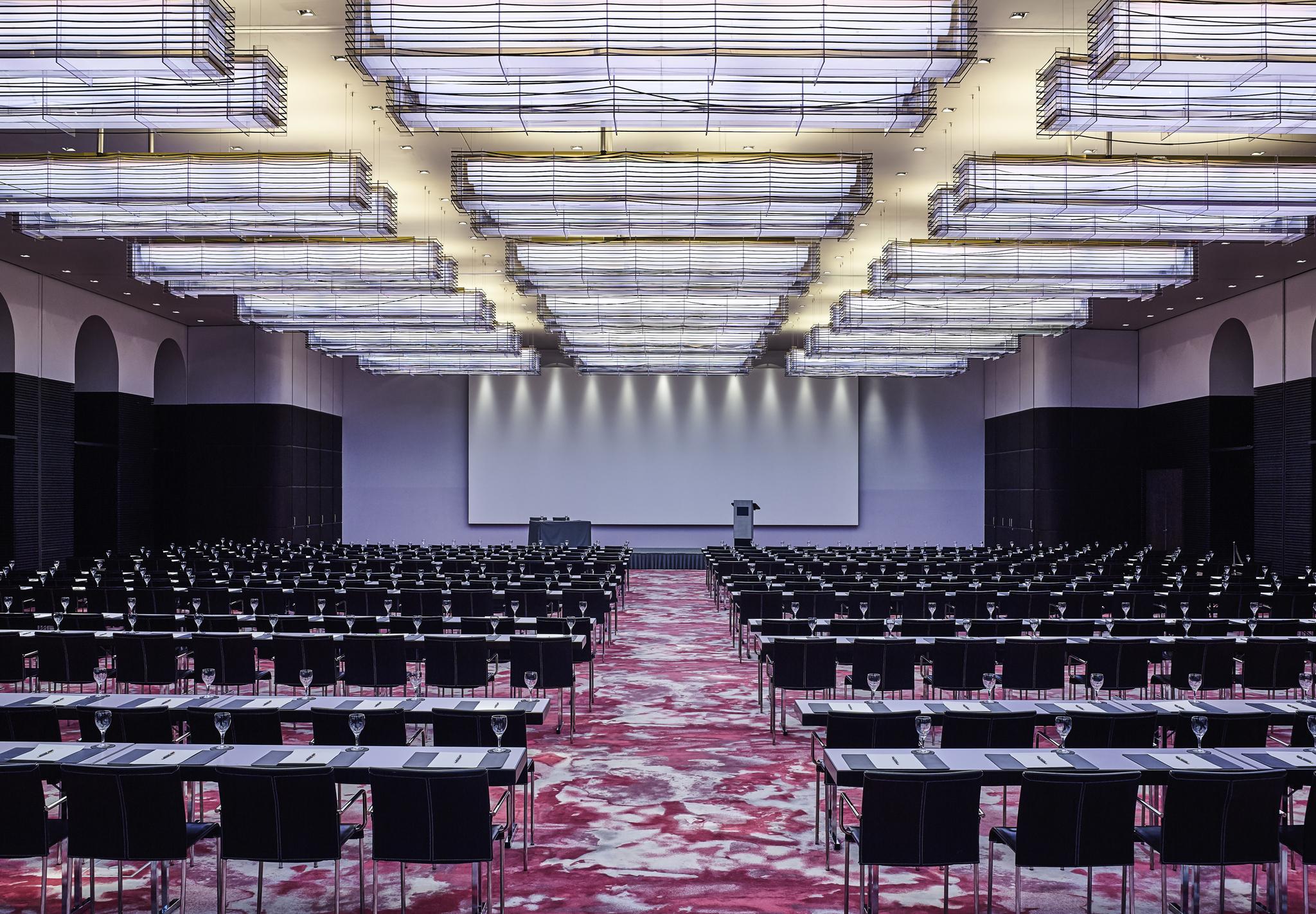 Sofitel Bayerpost 5* München