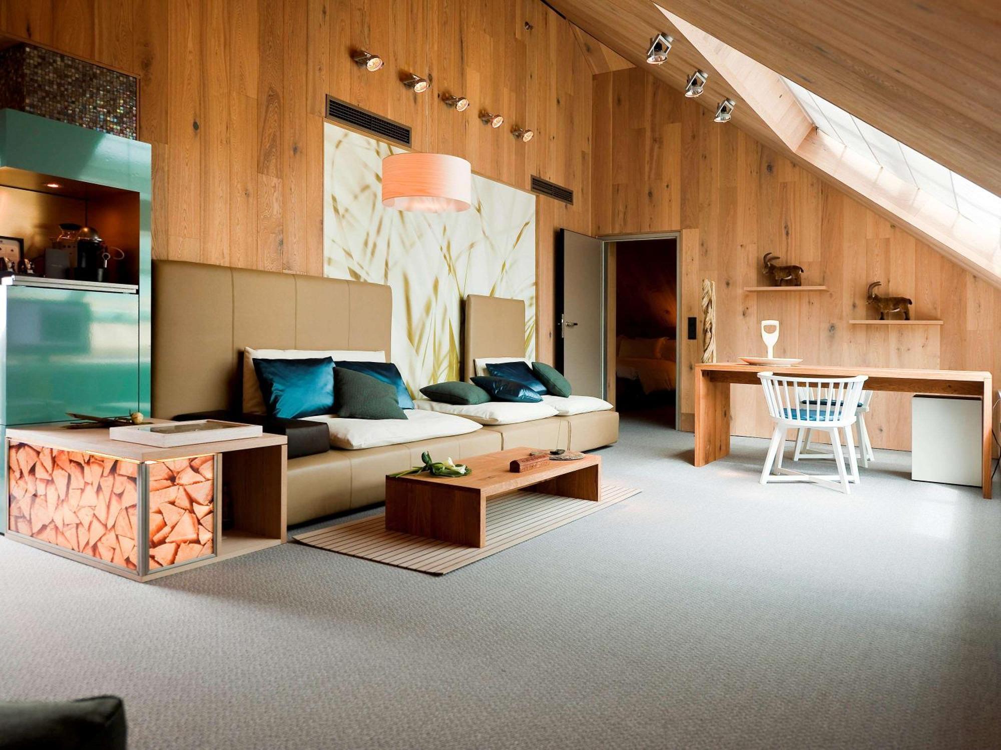 Hotel Sofitel Bayerpost 5*